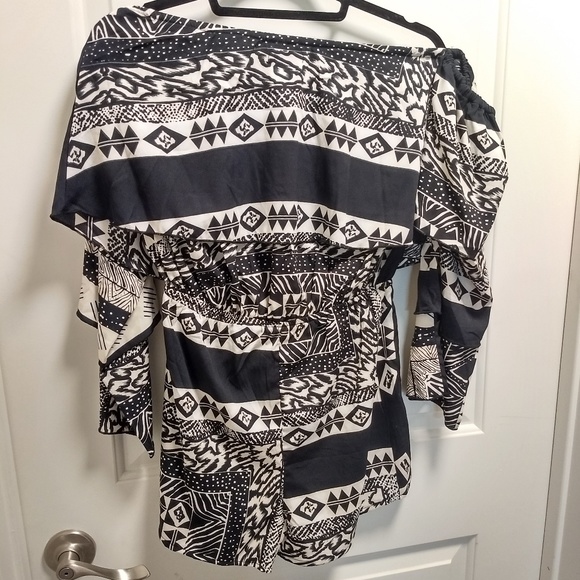 Tribal Print Romper - Picture 3 of 5